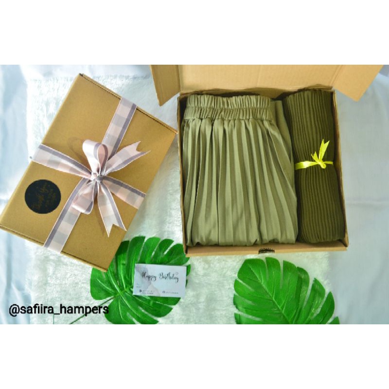 

Hampers Rok Pashmina Plisket