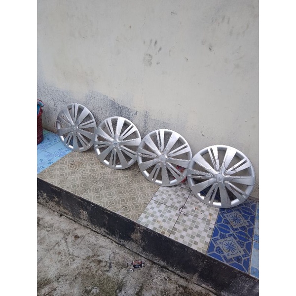 Tutup Pelk bekas Daihatsu Sigra