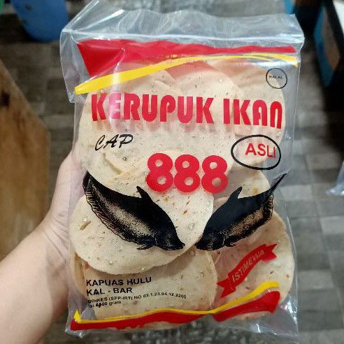 

KERUPUK IKAN ASLI Cap 888 / KERUPUK IKAN BELIDAK KHAS KAPUAS HULU / KRUPUK MENTAH / KERUPUK Ikan Pipih / Oleh oleh Kalbar / Kerupuk ikan belida