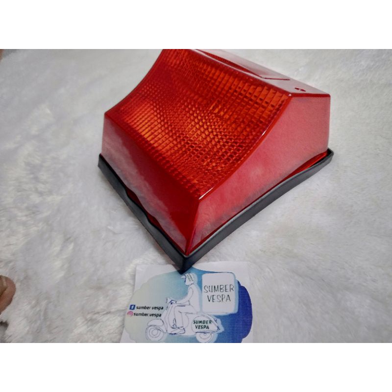 Lampu Belakang Vespa Excel / Stop Lamp T5 / Excel