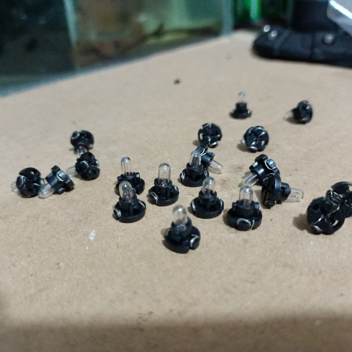 LAMPU T3 INDIKATOR PANEL AC HONDA ACCORD JAZZ FIT MOBILIO BRIO CITY (Min pembelian 3pcs)