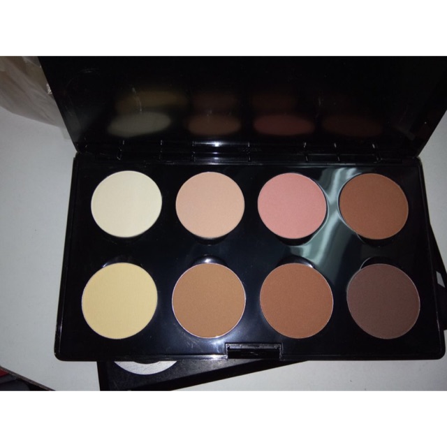 MAKE OVER PROFESIONAL HIGHLIGHT &amp; CONTOUR PALLETE 8x3.5 Gr