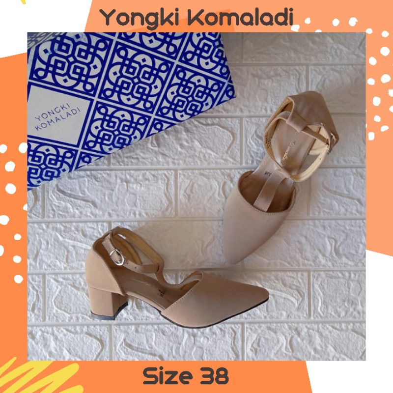 sepatu sandal yongki komaladi / sepatu hells yongki komaladi