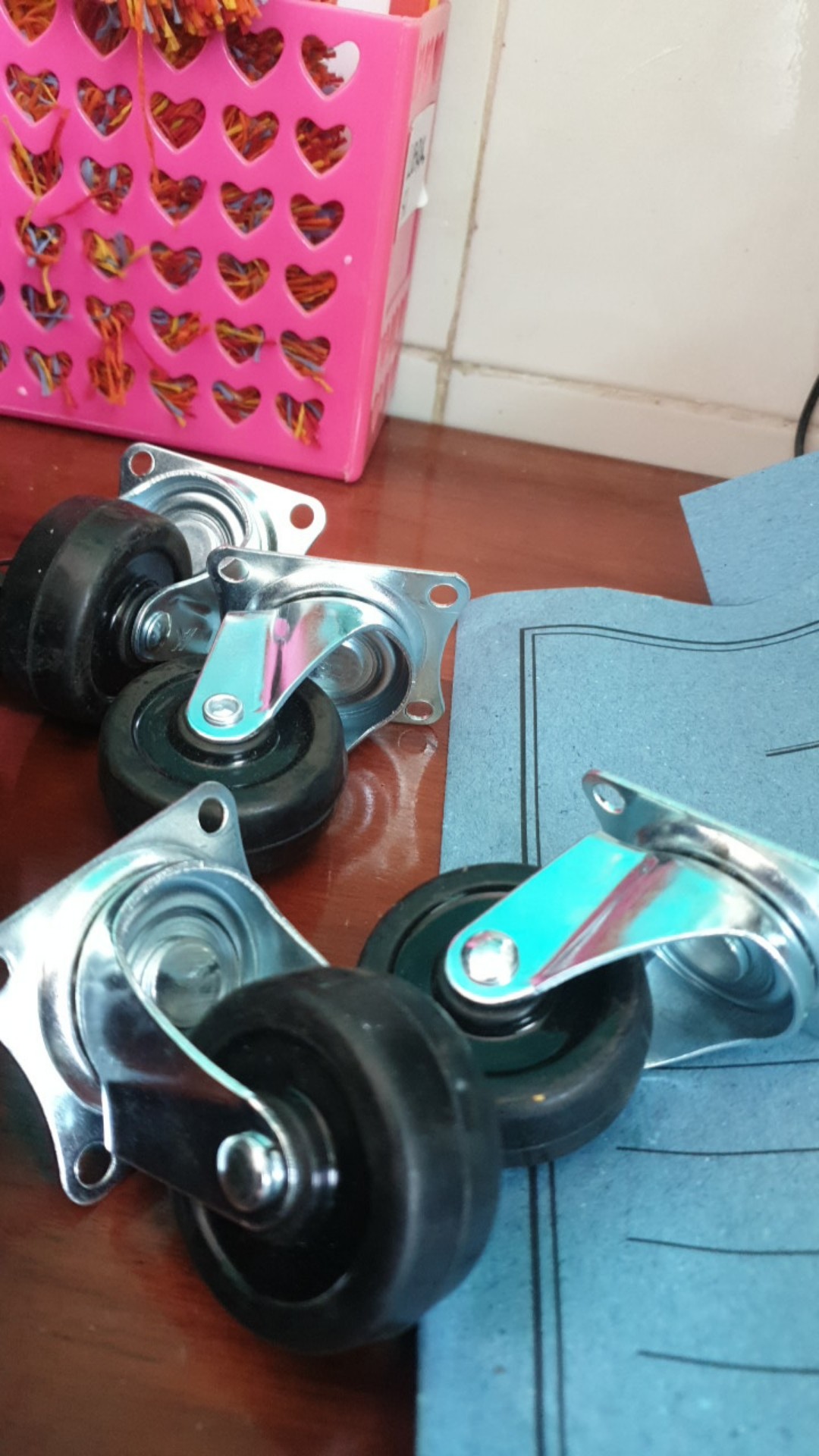 Roda Caster Karet Gepeng 2 (50 Mm) + Rem / Roda Etalase Lemari 5 Cm/  Roda Etalase Lemari