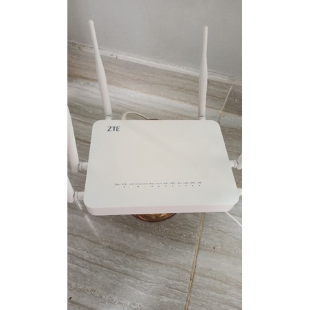0ONT ZTE F670 Premium Antena 6