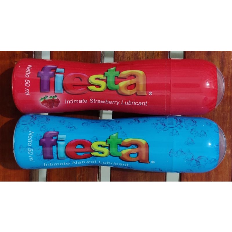 Fiesta Intimate Strawberry Lubricant / Pelumas Gel