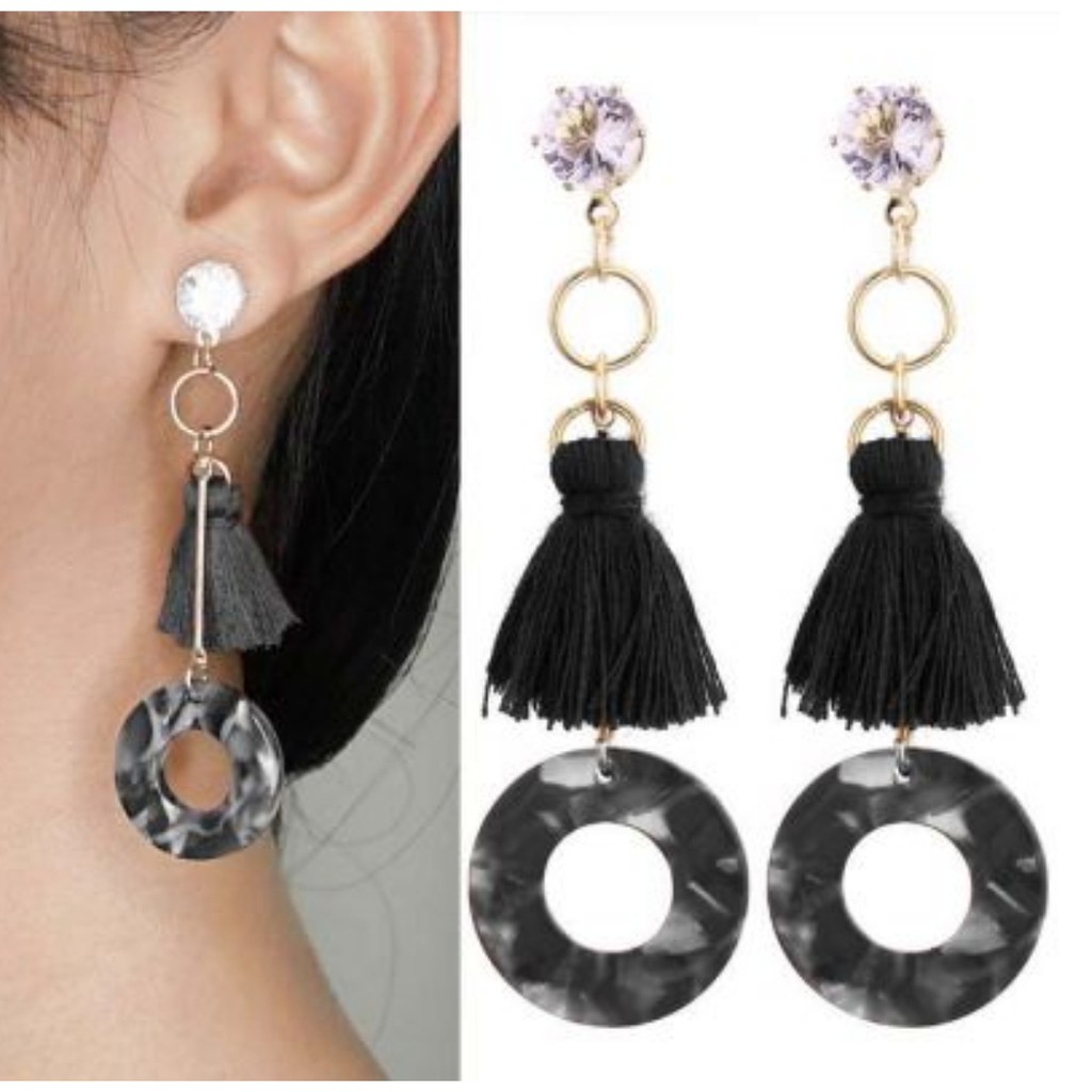 Anting Korea Diamond Tassel Gold Black