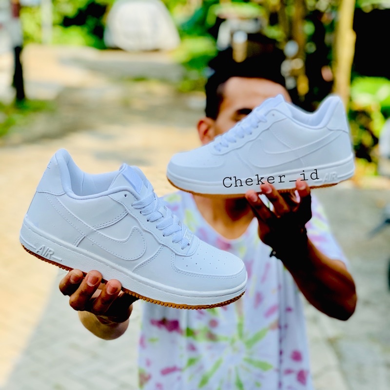 TERLARIS!! SEPATU PUTIH SOLE GUM PRIA &amp; WANITA NK3 A1R FORC3 1 ONE LV8 ‘07 MID LOW FULL WHITE PUTIH LIST HITAM WHITE GUM SEPATU WANITA SNEAKERS ANAK PEREMPUAN DAN ANAK LAKI LAKI