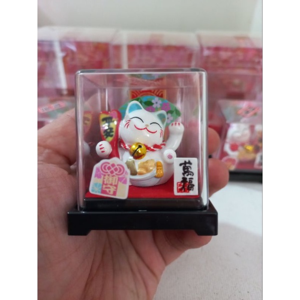 Maneki Neko Box Acrylic / Kucing Hoki Box Acrylic / Fortune Cat Acrylic / Cao Cai Mao