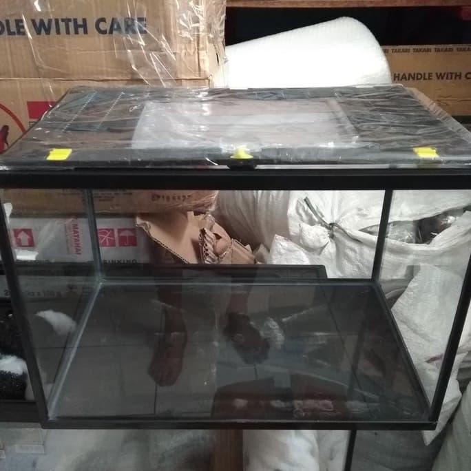 faunarium plastic terrarium