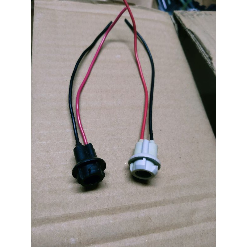 socket / fitting lampu T10 karet