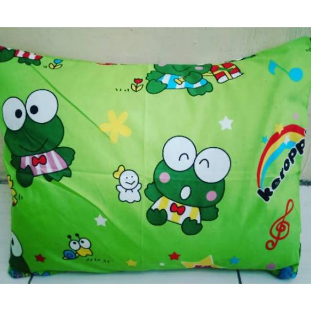 Sarung bantal karakter 60x45