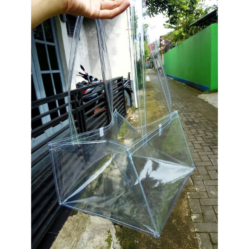 

26x16x26 Beli satuan boleh banget! Tas mika polos murah! Tas mika lebaran! Tas parcel murah!