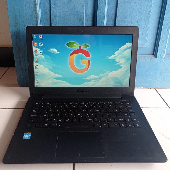 Asus X453M Warna Hitam SLim Tipis RAM 2GB HDD 500GB Bluetooth Laptop Second Bekas Murah