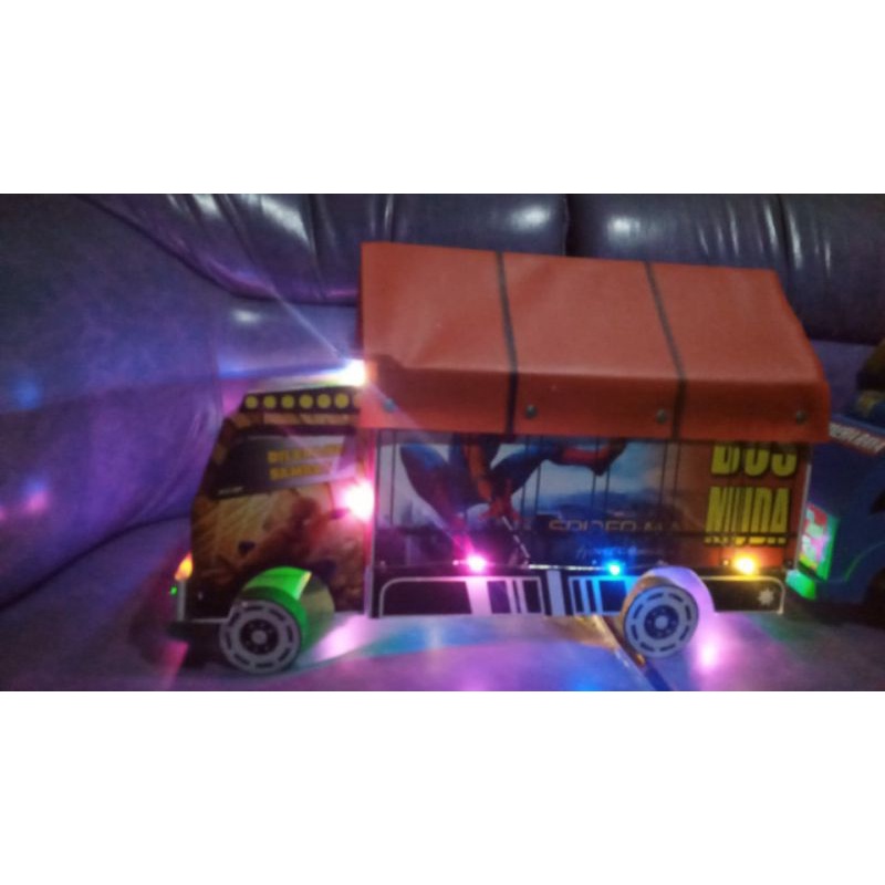 Mainan anak truk oleng jumbo terpal + lampu LED