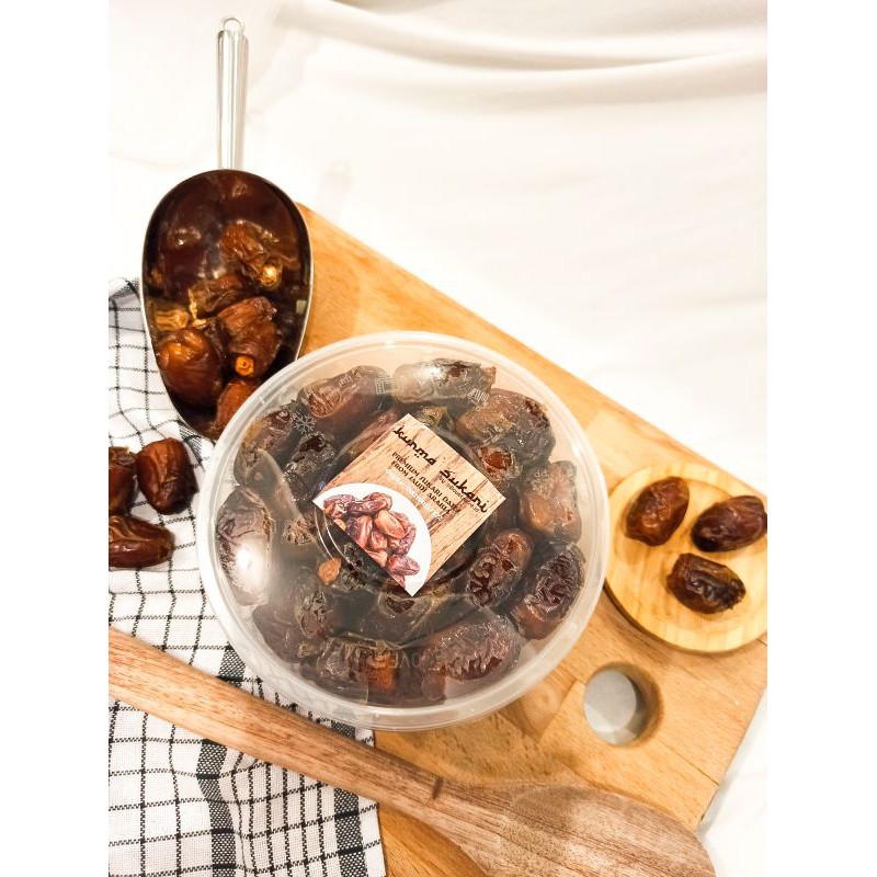 

Kurma Sukari Premium Original Saudi