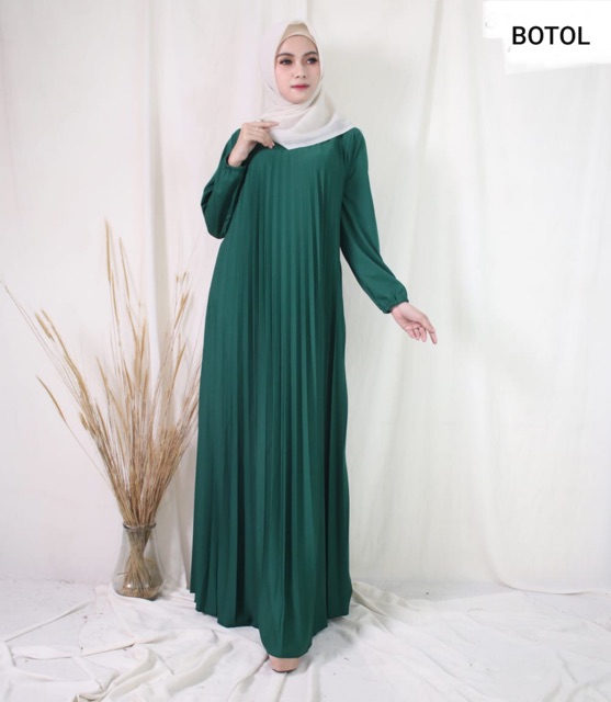 Plisket maxy dress / pliskera maxy