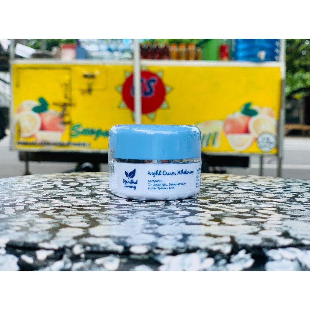 [COD]Diamond Luxury Night Cr Whitening 10gr [PERAWATAN WAJAH][PEMUTIH WAJAH]
