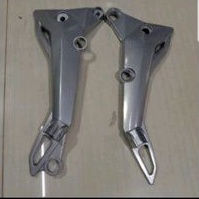 dudukan footstep belakang smash new