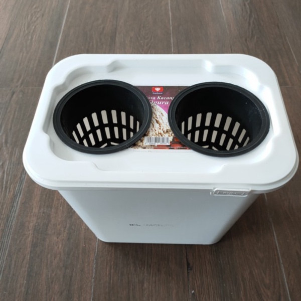Unik Dutch Bucket Hidroponik 8L 2 Netpot Hitam 10cm Diskon