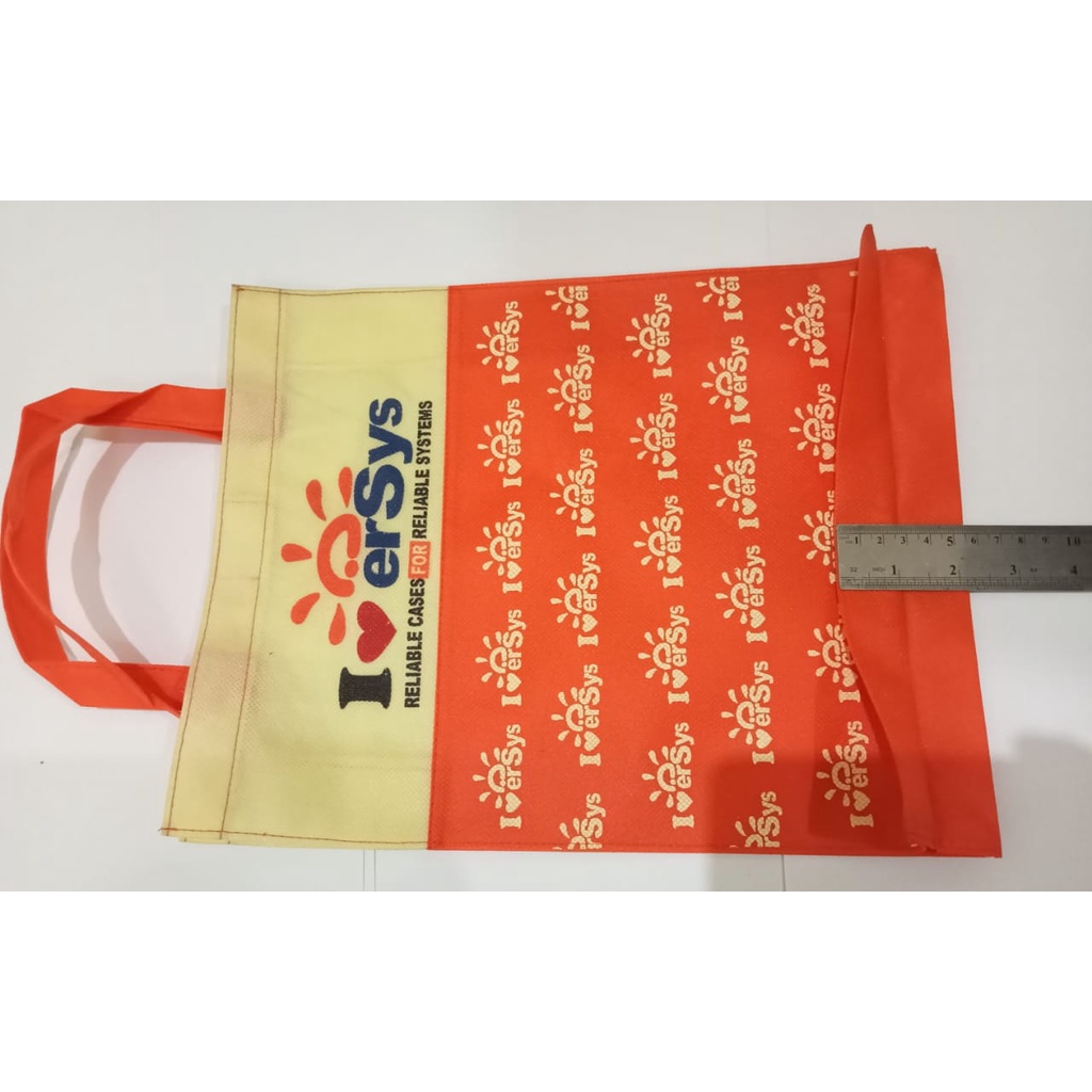 Tas spunbond goodie bag 34x27 x5 cm , Tas kain , Tas Belanja