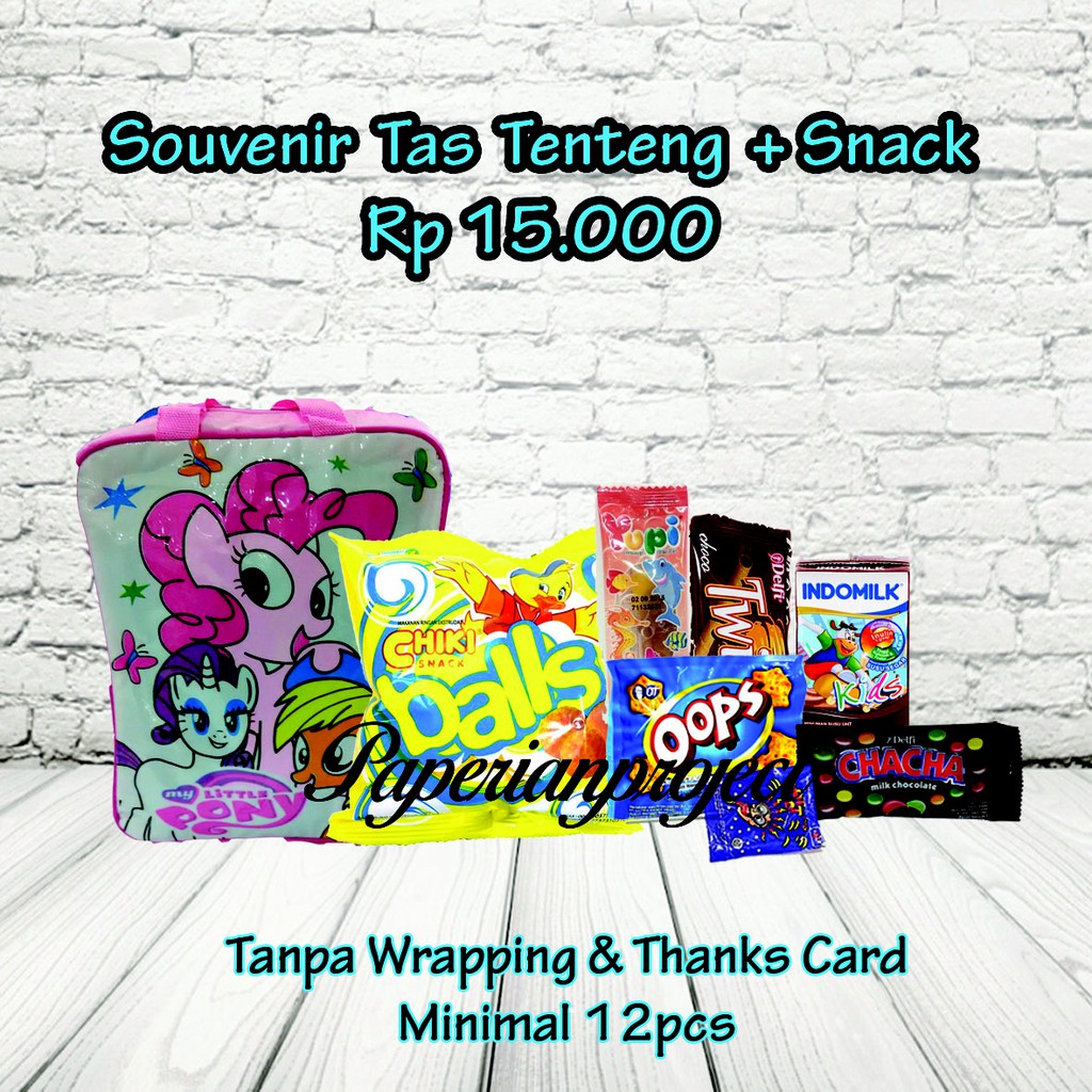 

Souvenir Tas Tenteng + Snack / Souvenir Ulang Tahun