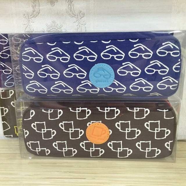 

Glasses pencil case