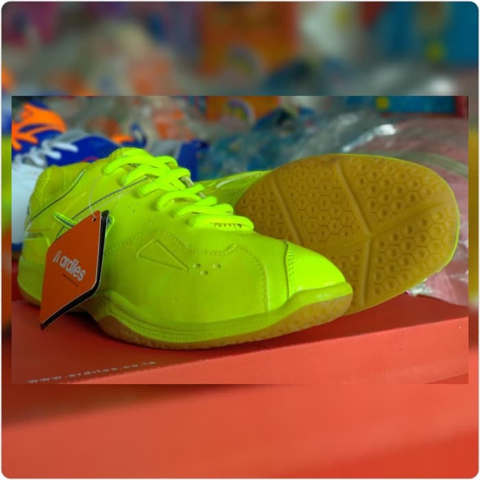 Sepatu Badminton -- Ardiles Coubertin -- Hijau Citroen Perak