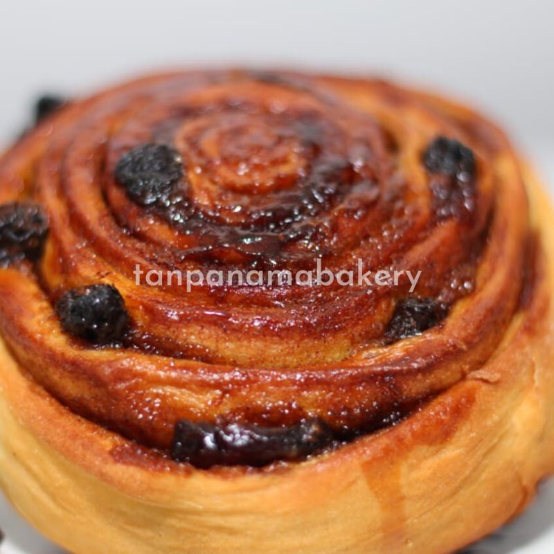 

Cinnamon Roll, (palm sugar & raisin) TANPA PO