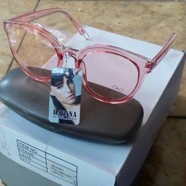 Kacamata wanita merah muda frame bening