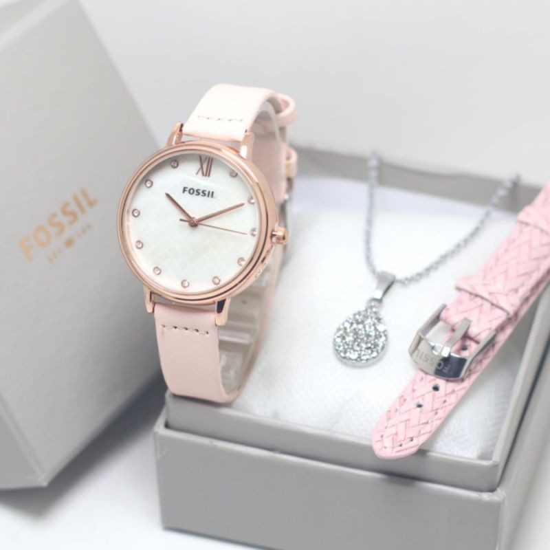 Jam Tangan Wanita Fss Tali Kulit Free Kalung+Kotak+kulit