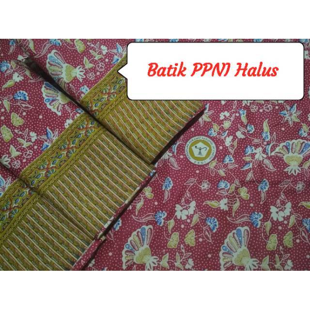 10 Ide Foto Background  Merah Batik  Ppni Cosy Gallery