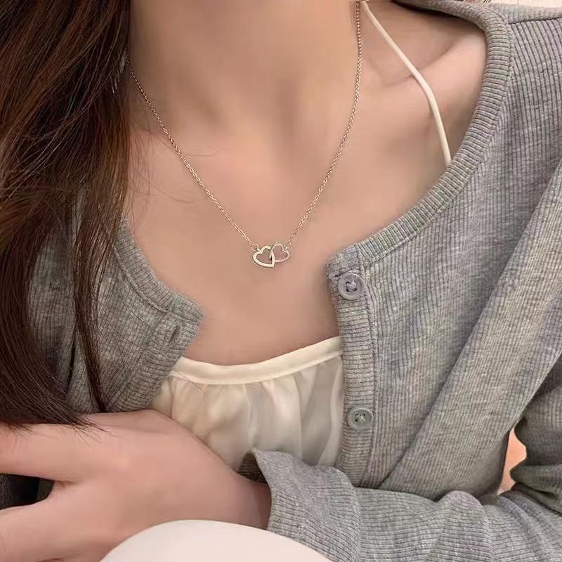 Kalung Rantai Klavikula Desain Niche Hati Gaya Korea Untuk Wanita