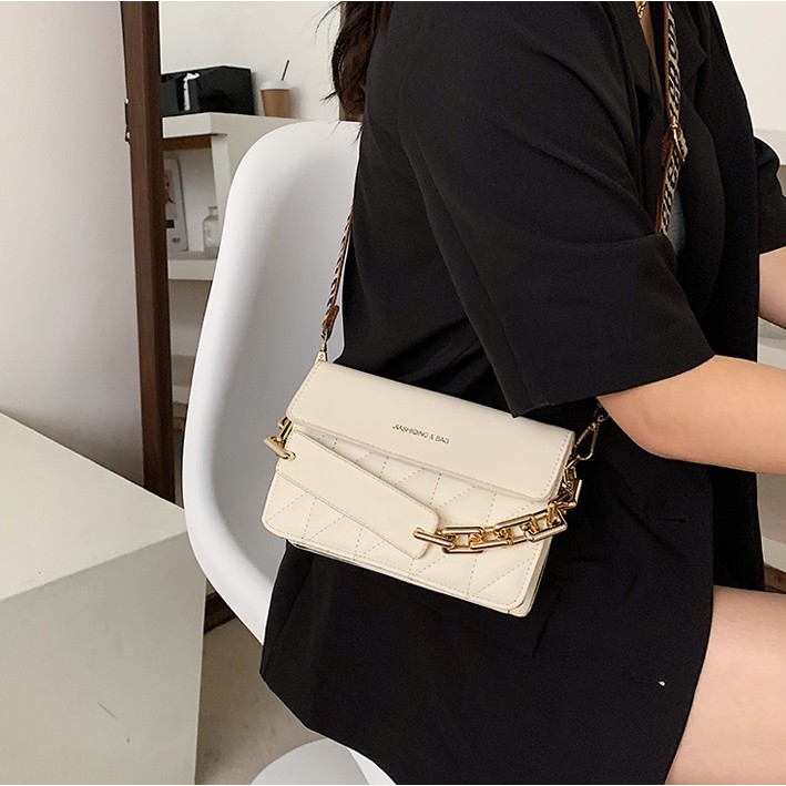 TFT AX200138 927016 7016 ( 1kg Bisa 4 Tas ) Tas Selempang Wanita Import