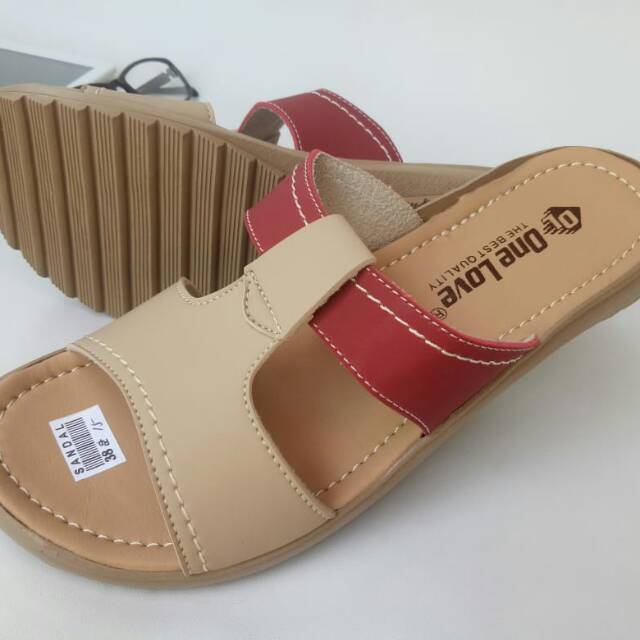 Sandal wanita One Love