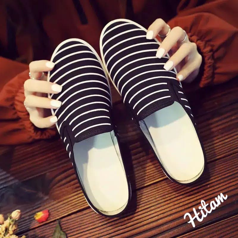 MS9 Sepatu Wanita Slip On Santai Blaster Terbaik