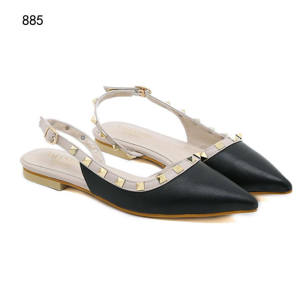 v 885 Mules