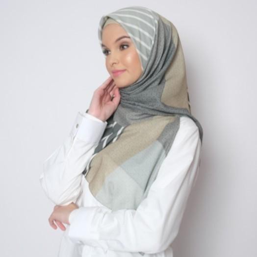 Shireen Sungkar SS 205 GEOMETRI By Social Scarf