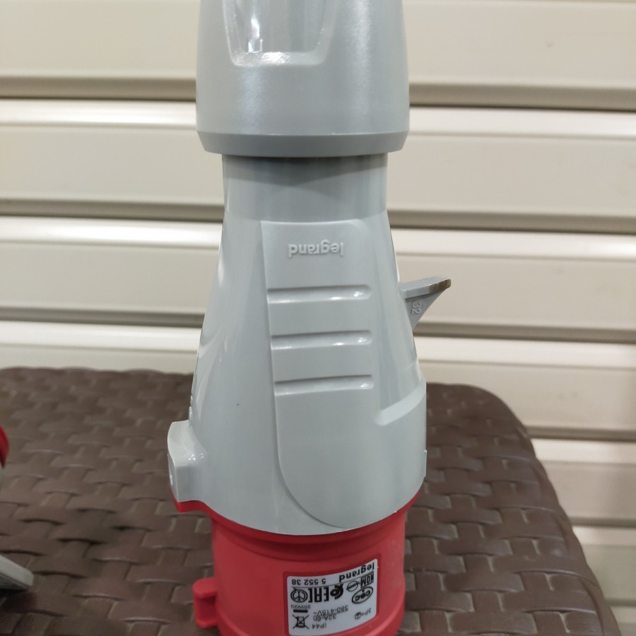 plug legrand 4pin 32a 555238