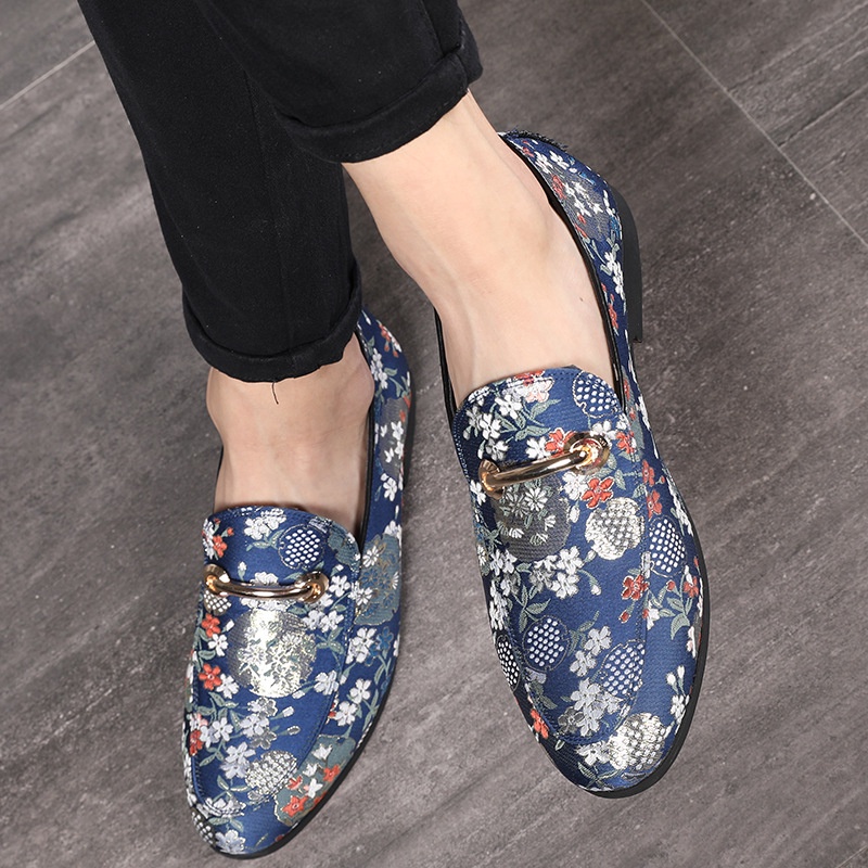 Sepatu Kulit Pria Premium Taobao new fashion lazy fashion shoes pointed men's shoes classic embroide