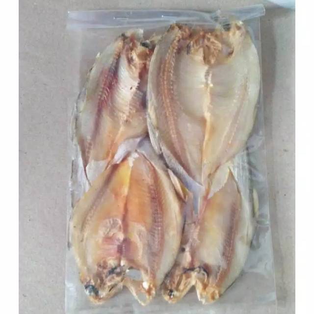 

Ikan Asin Bulu Ayam Renyah 500g