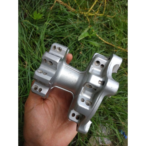 Tromol depan CRF 150 original copotan