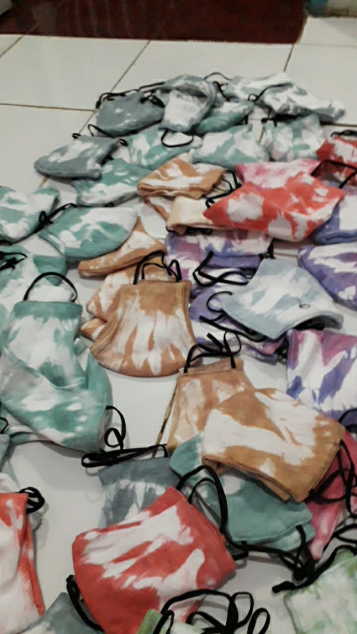 Masker Tiedye Lusinan