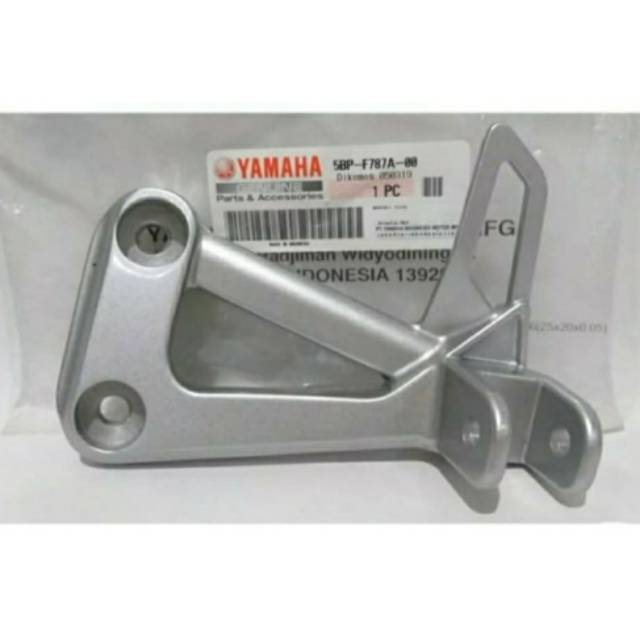 BRACKET FOOTSTEP BELAKANG KIRI SCORPIO ASLI ORI YAMAHA 5BP F787A 00