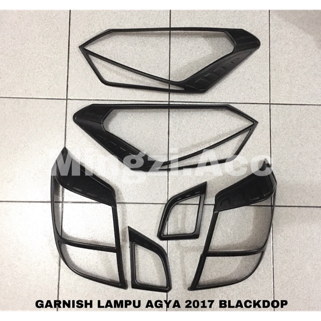 AGYA  / AYLA 2017-2021 NEW GARNISH LAMPU DEPAN BELAKANG HITAM DOFF
