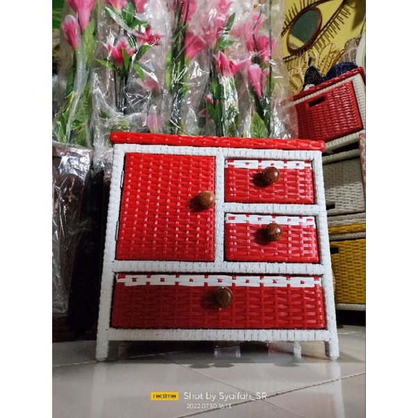 Laci Rotan/ Lemari mini / Lemari kosmetik/ Lemari perhiasan