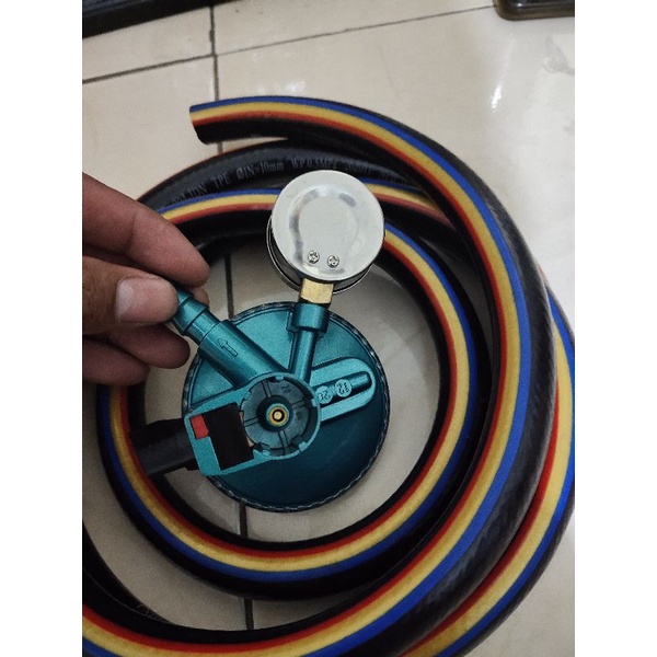 Regulator winn gas 121m dan selang solid 2 m bunus klem 2