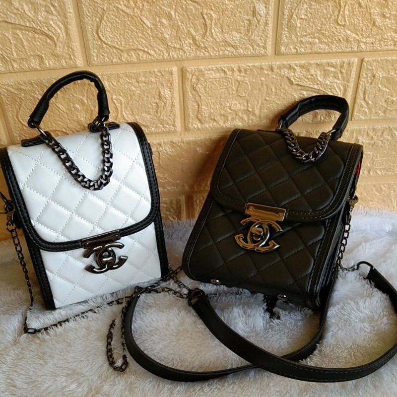 TAS SELEMPANG WANITA BOXCHAIN CNL0366
