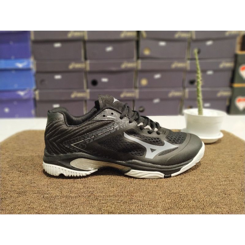 Sepatu Sport Mizuno WLZ 5