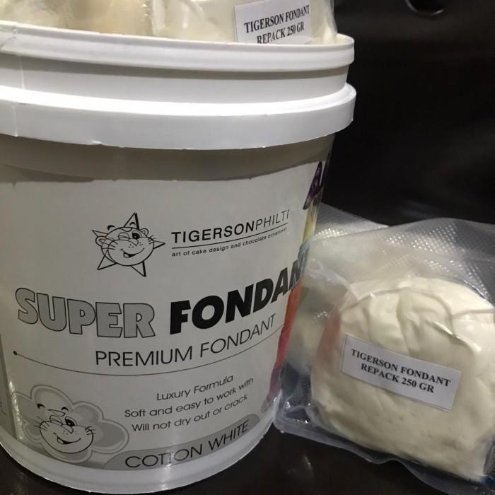 

Topping | Super Fondant Tigerson White Repack 250Gr Kualitas Terbaik